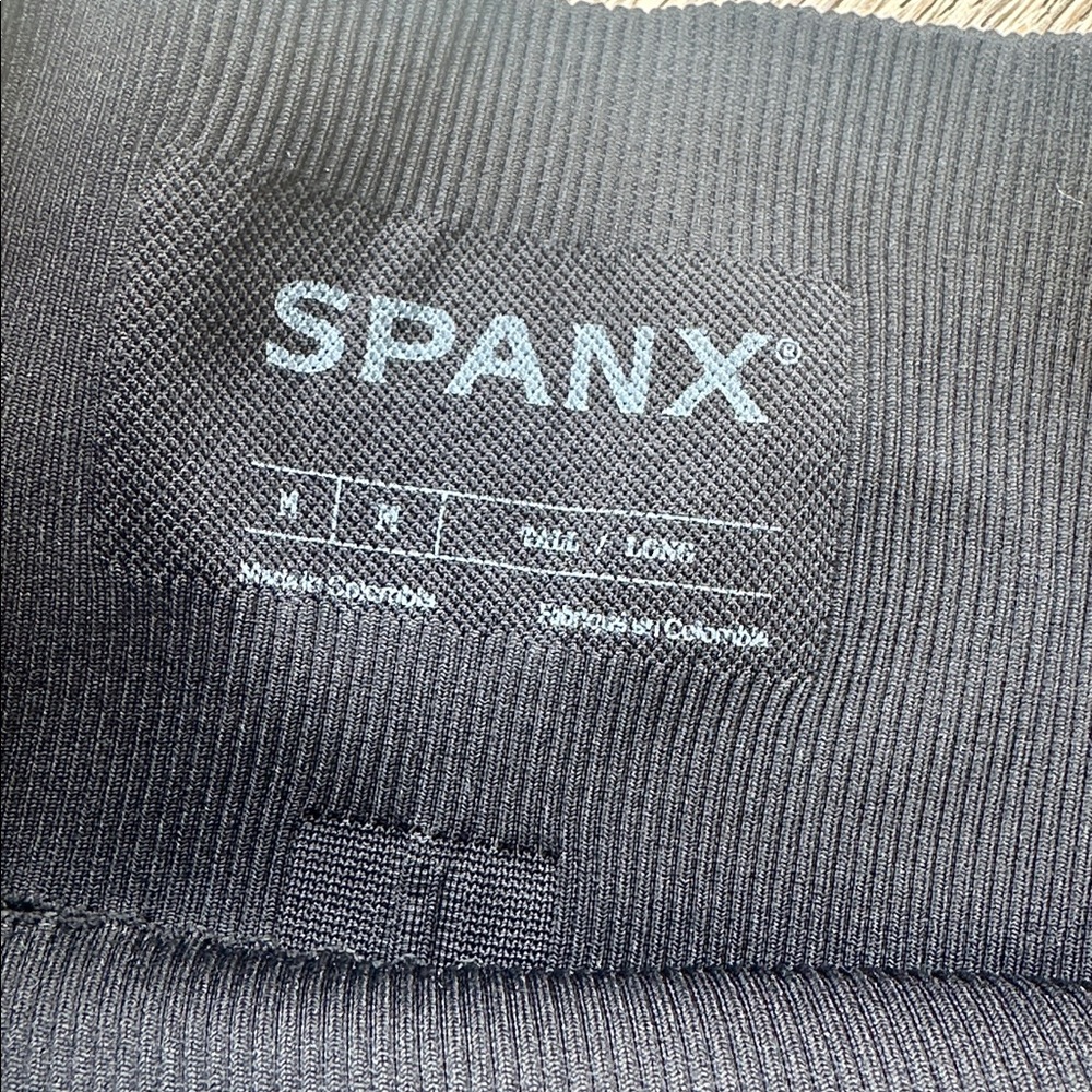 SPANX womens Black Leggings - Picture 3 of 4
